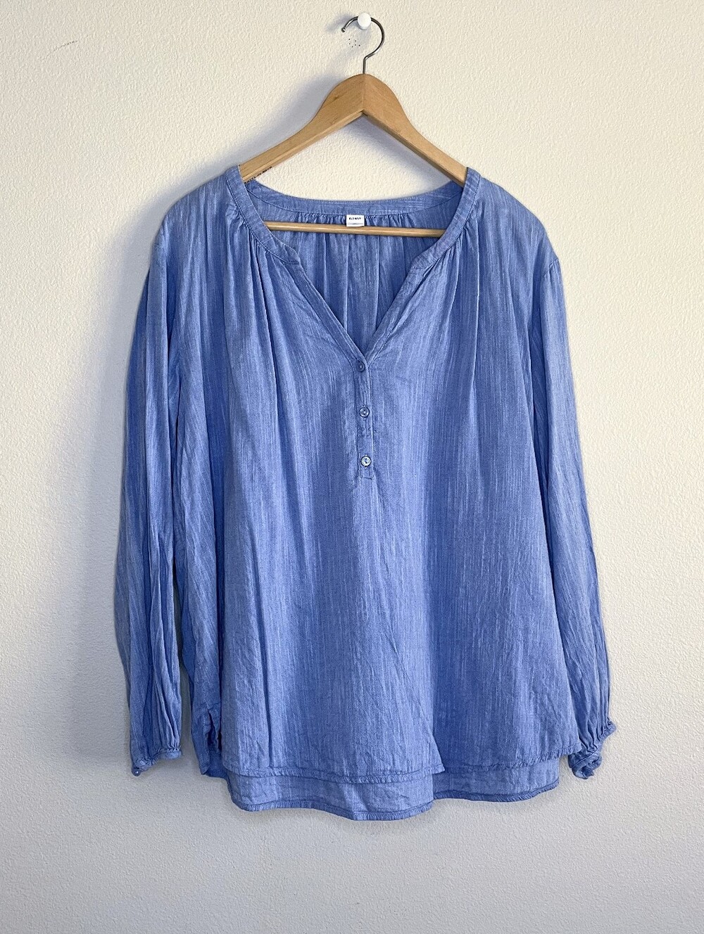Women's Old Navy Long Sleeve Chambray Blouse, Size XL
